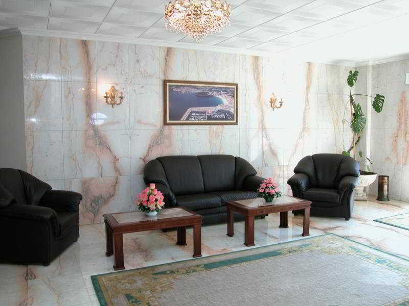 Hotel Ton ซันเชนโช ภายนอก รูปภาพ